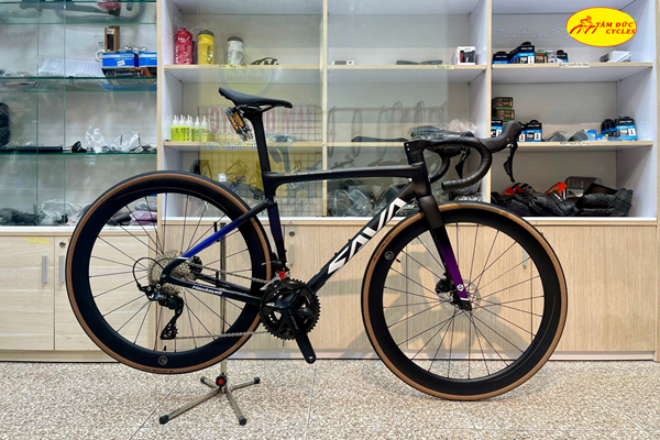 Xe đạp đua Sava Hawkeye F20